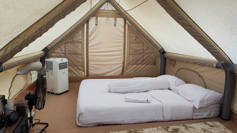 Standard Tent - Photo 1