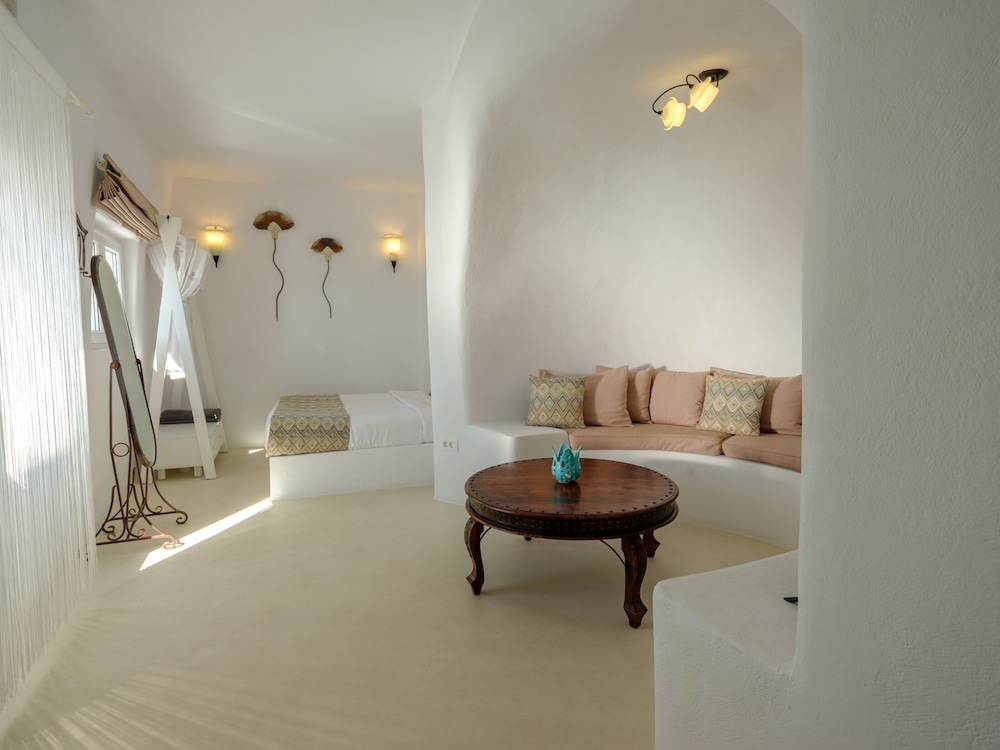 Apartment (Outdoor Hot Tub) - Photo 27
