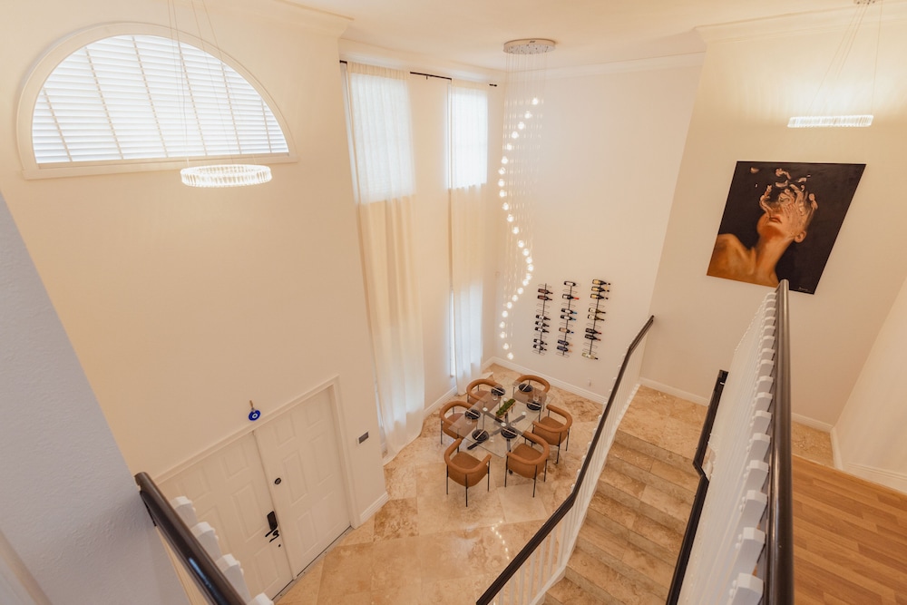 Miami Getaway Heated Pool House & Pool Table Villa, Foto 34