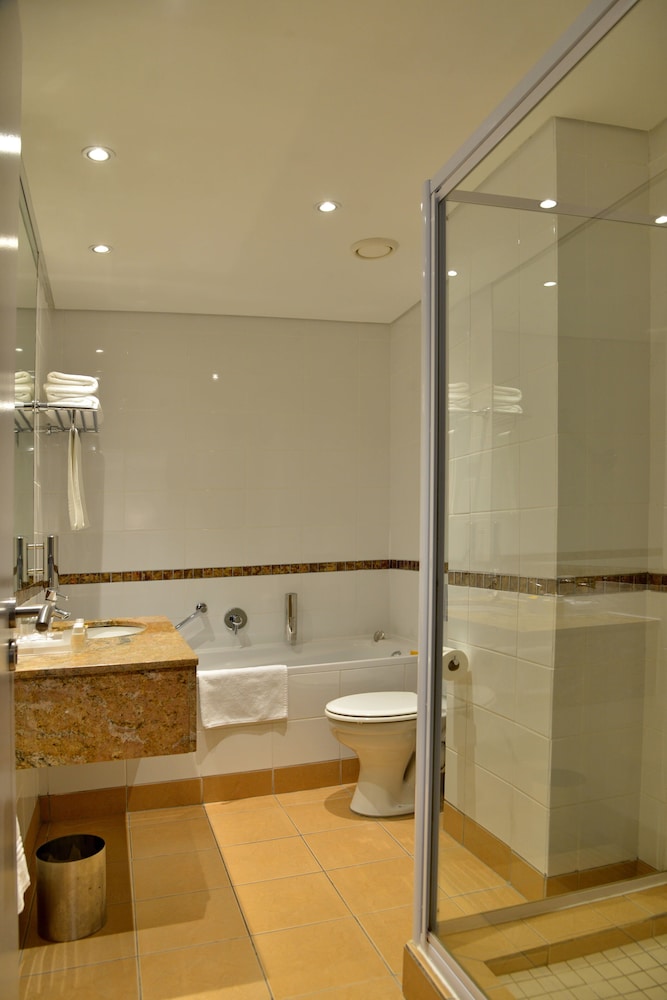 Superior Room, 2 Twin Beds, City View (Standard Twin Room) photo 2