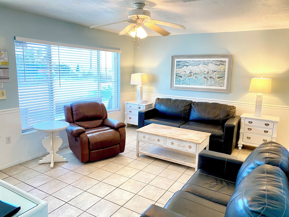 2 Bedroom Beachside View Unit #2 (at White Sands) photo 1