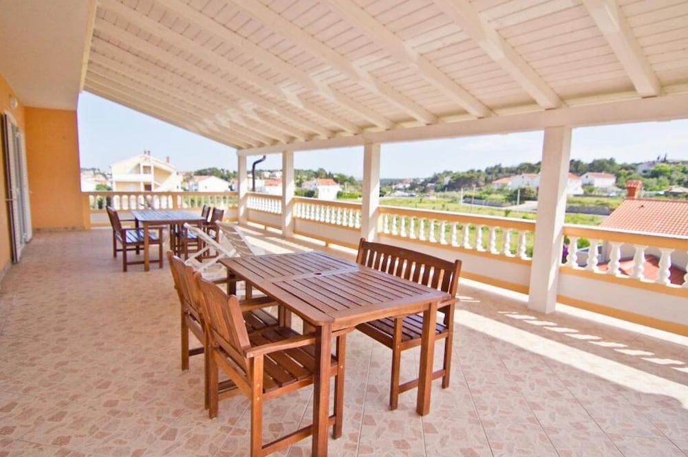 Apartment (Spomenka - green paradise - A1(4+1))