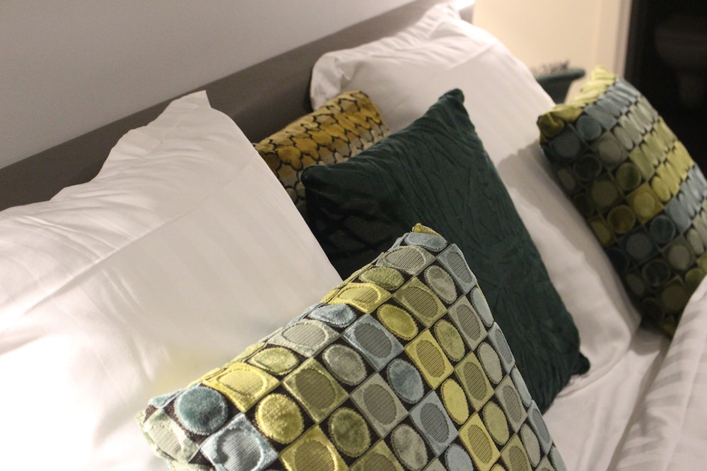 Deluxe Double Room, Courtyard View photo 3