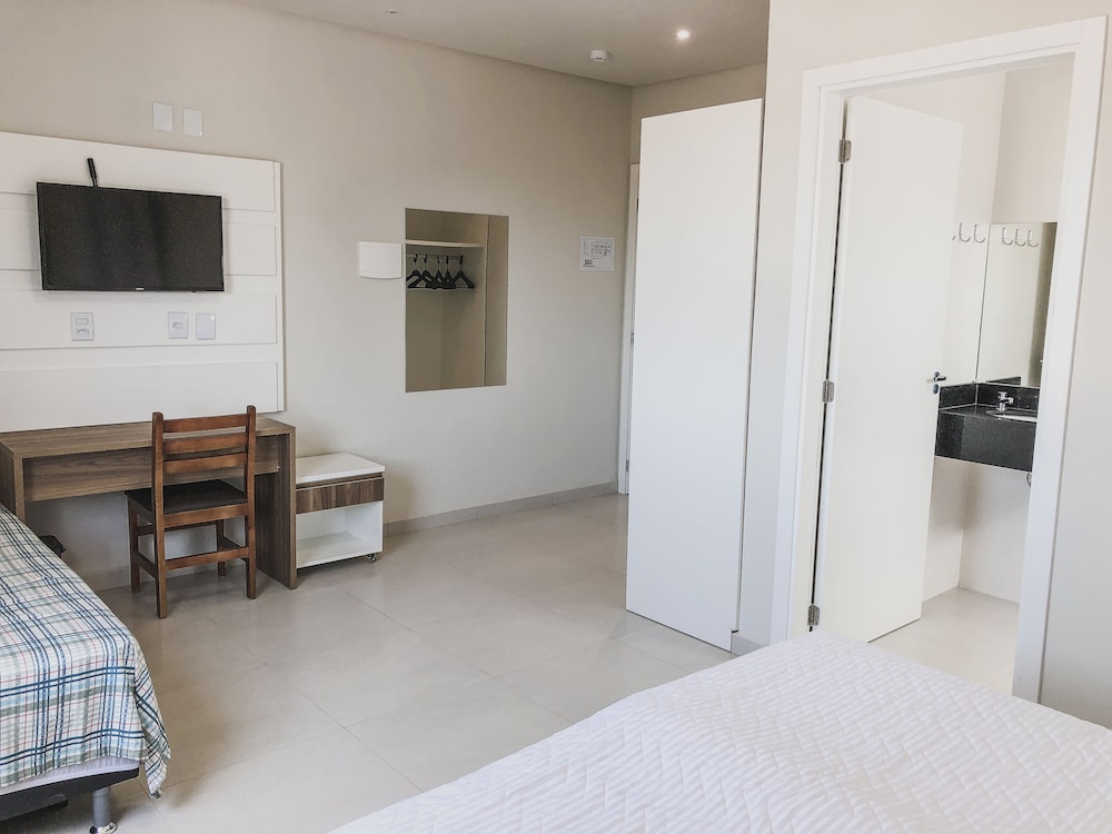 Exclusive Triple Room photo 2