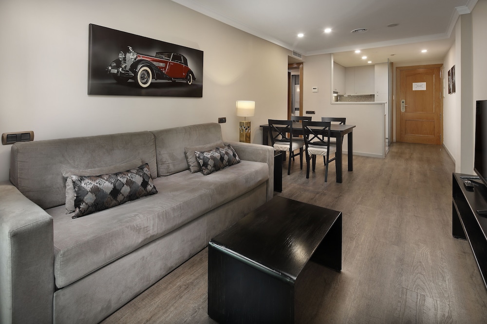 Apartment (6 people) photo 2