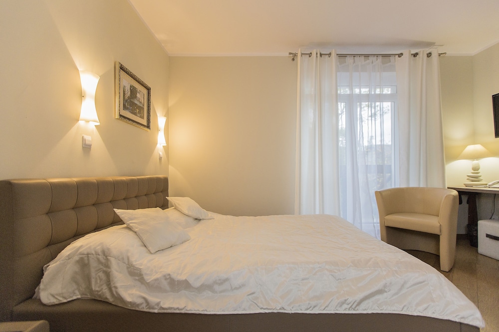 Standard Double Room photo 3