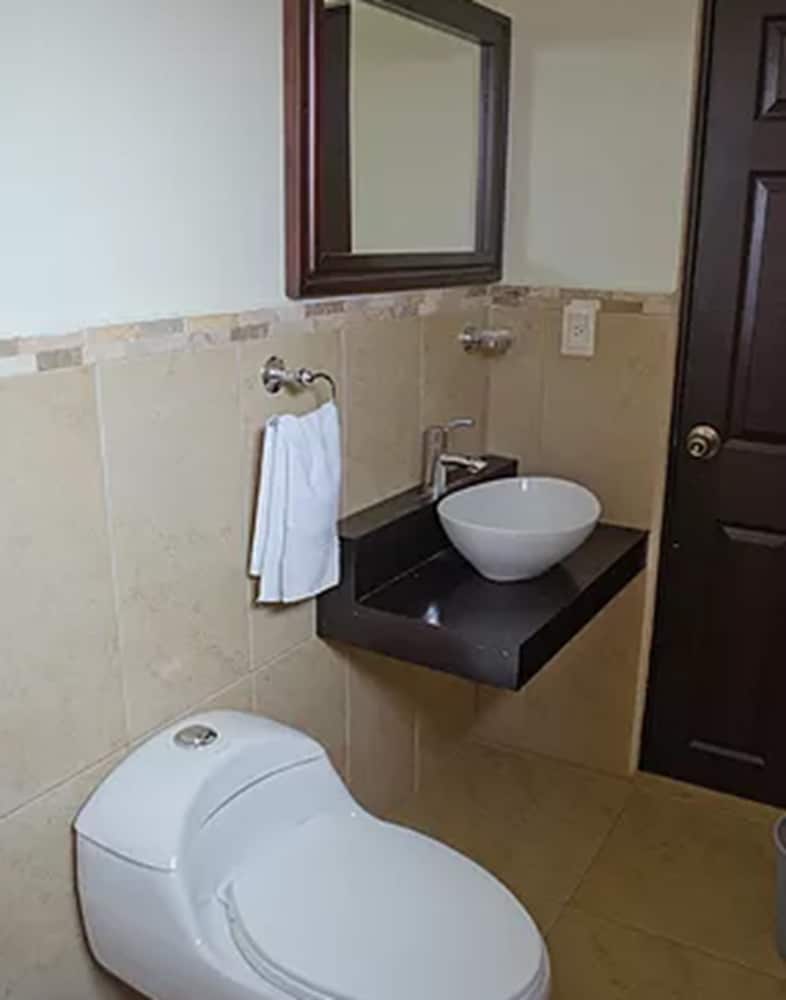 Comfort Triple Room, Multiple Beds, Non Smoking photo 3