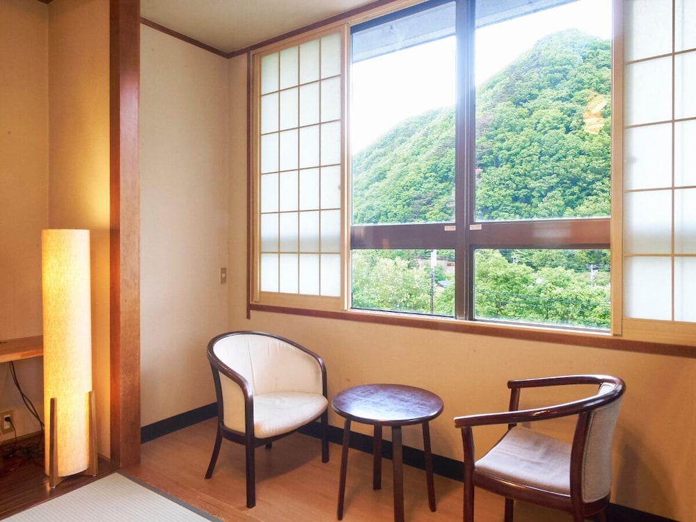 Japanese Style Room for 5 People, Non smoking photo 2