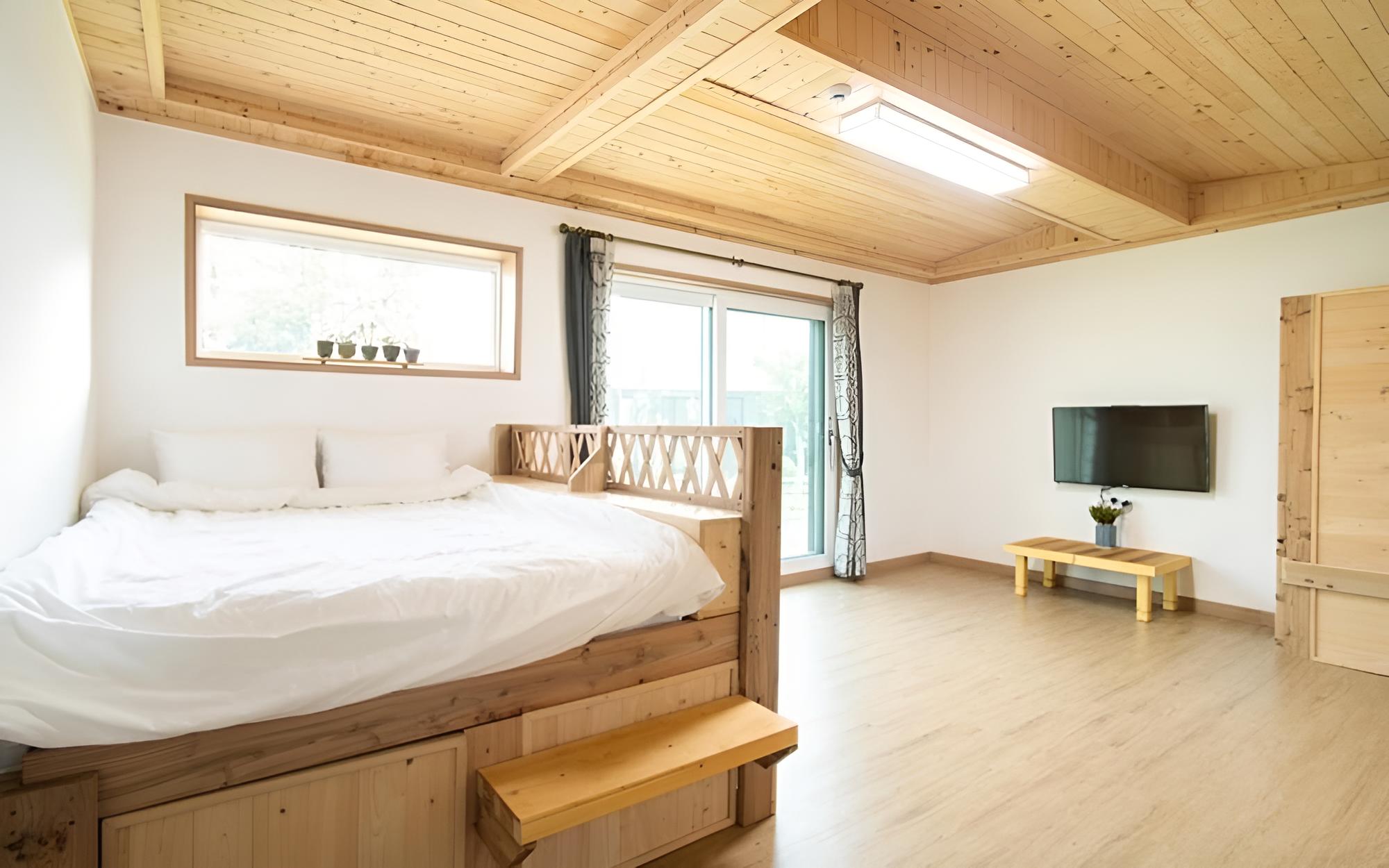 Room (Camp Stay (Double Bed) -3) - Photo 5