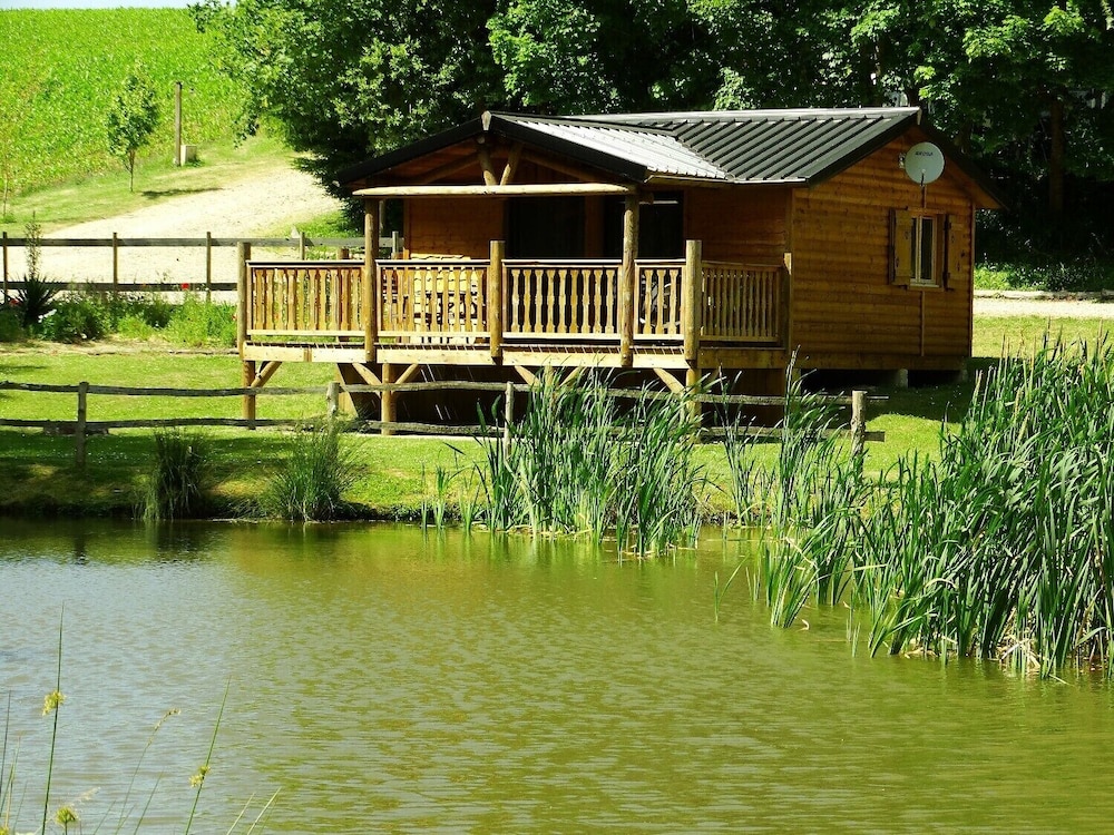 Family Cabin (La cabane du Pionnier) photo 1