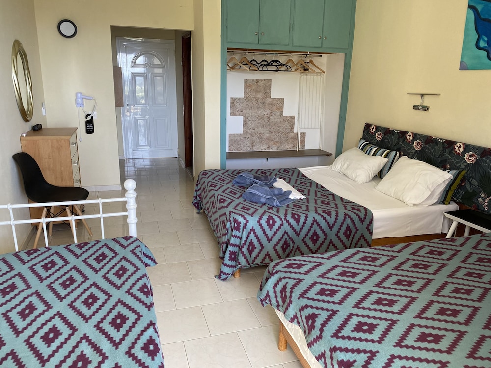 Quadruple Room photo 1