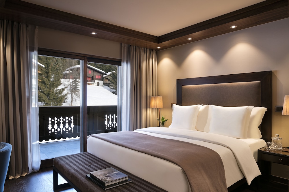 Penthouse, 3 Bedrooms, Balcony, Mountain View photo 3