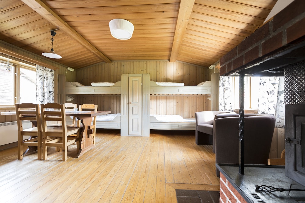 Cabin (4 beds) photo 2