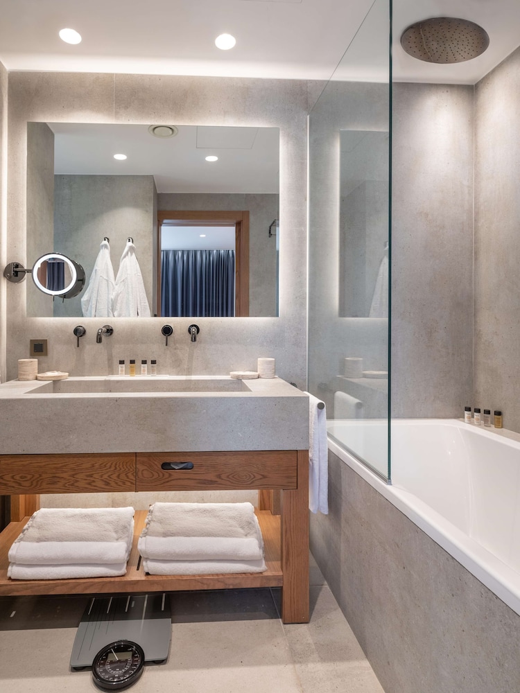 Royal Suite, 2 Bedrooms, Sea Facing