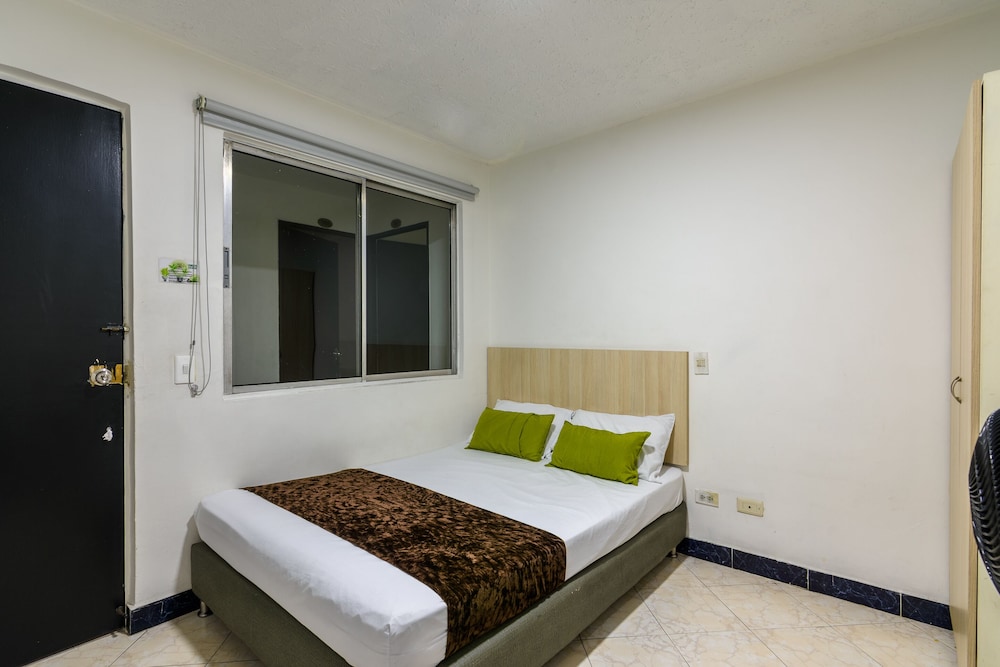 Standard Double Room, 1 Queen Bed photo 2