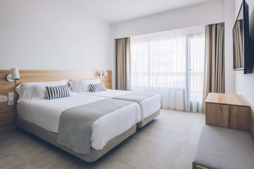 Double Room, Balcony, Partial Sea View