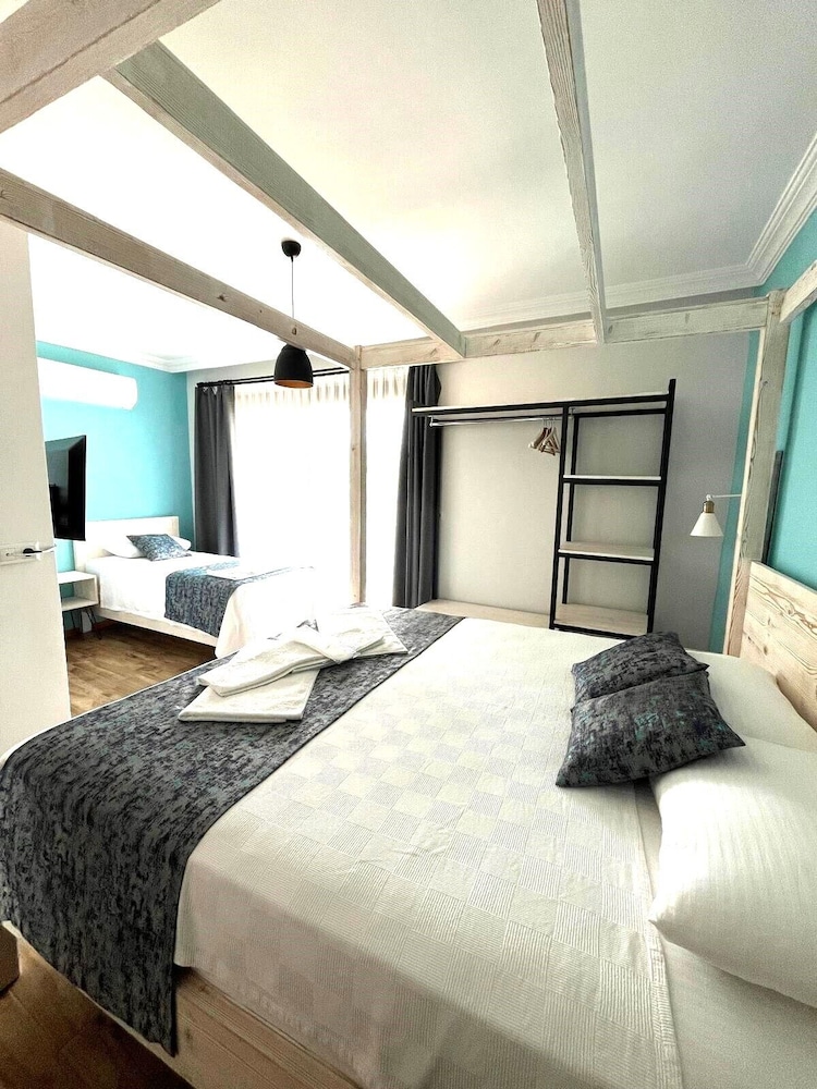 Family Triple Room photo 2