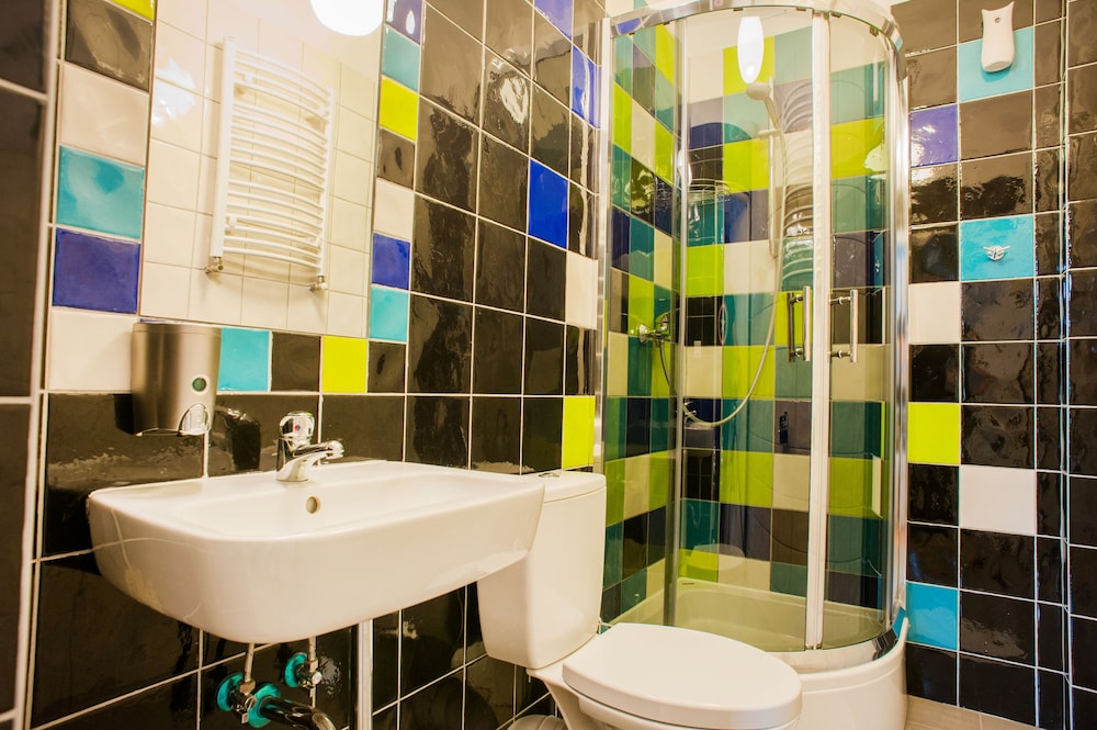 Shared Dormitory, Private Bathroom photo 2