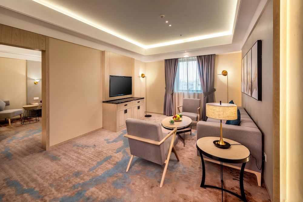 Junior Studio Suite - Photo 1
