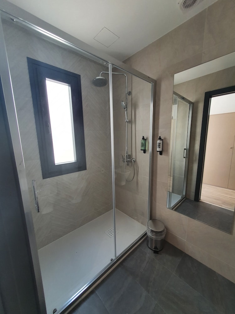 Superior Room - Photo 7