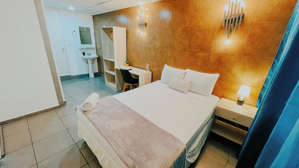 Standard Room, 1 Double Bed photo 3
