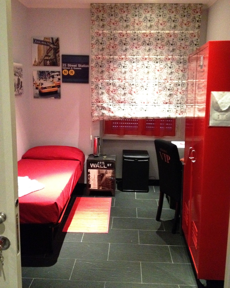 Comfort Single Room