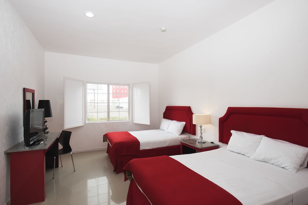 Standard Double Room - Photo 3
