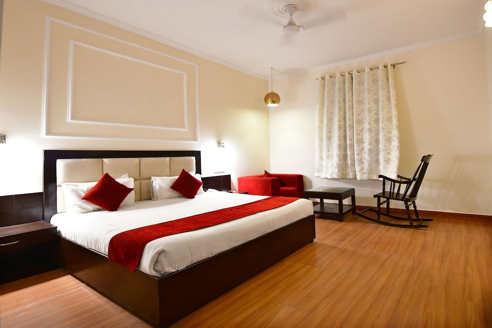 Super Deluxe Room