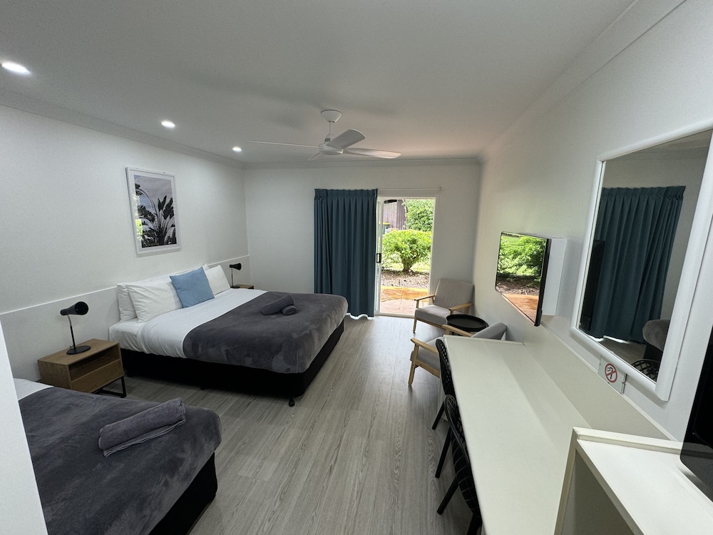 Basic Twin Room