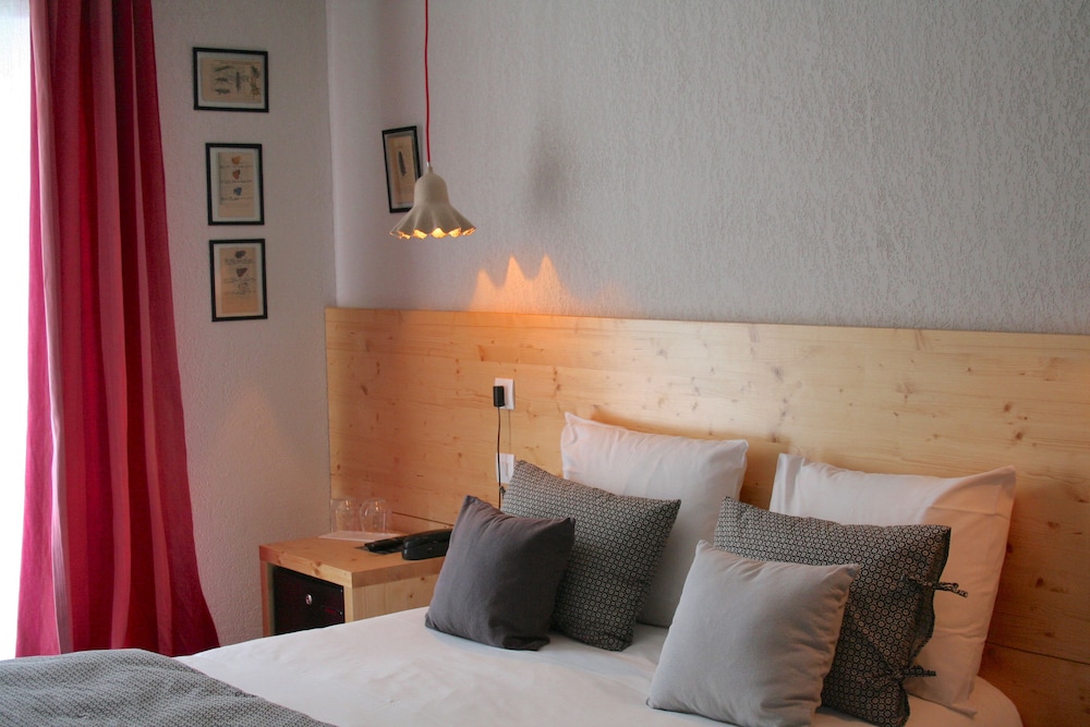 Classic Double or Twin Room - Photo 5