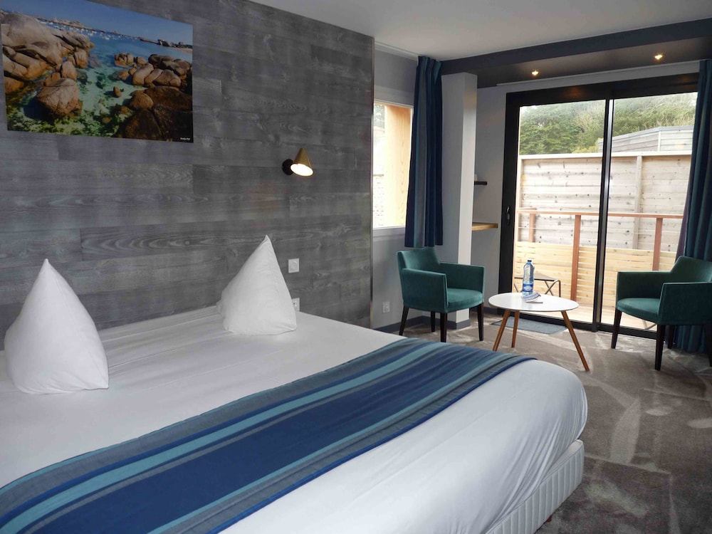 Superior Double Room, Courtyard View - Photo 8