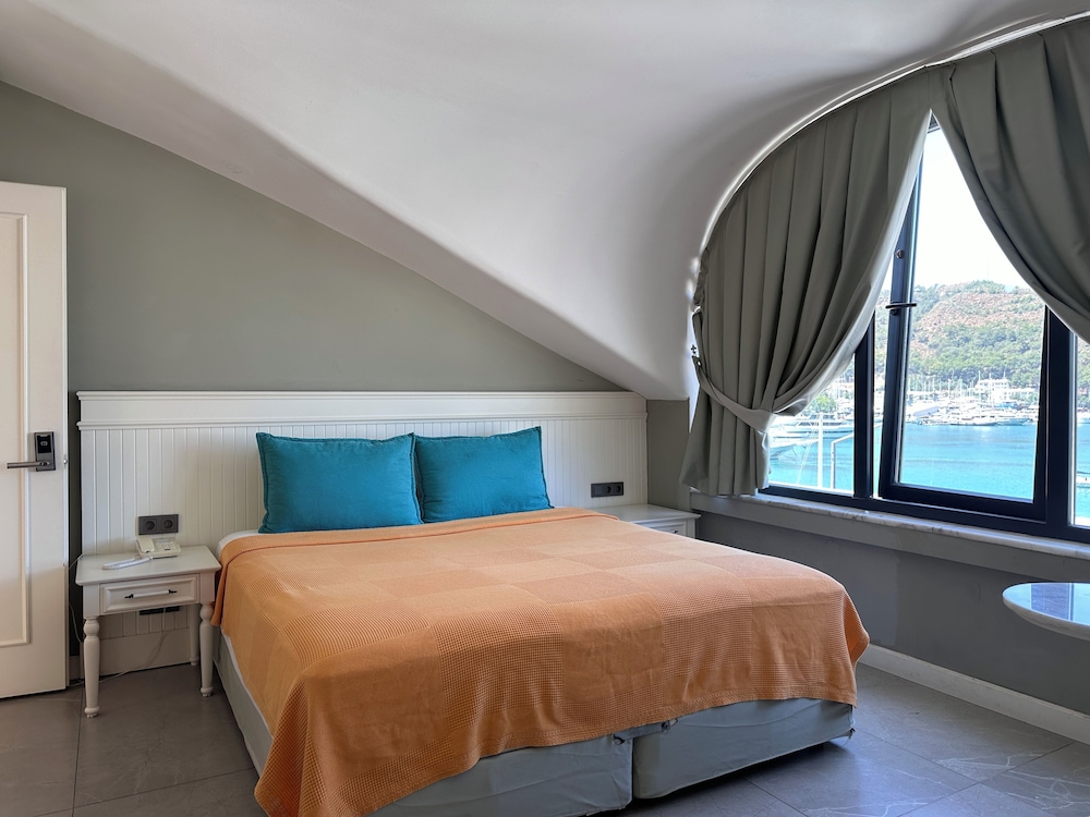 Deluxe Double Room - Photo 5