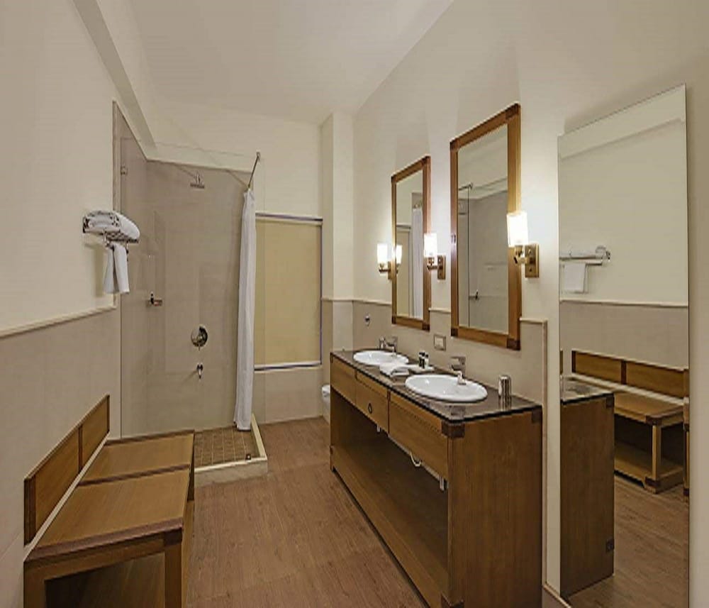Plunge Pool Suite photo 3