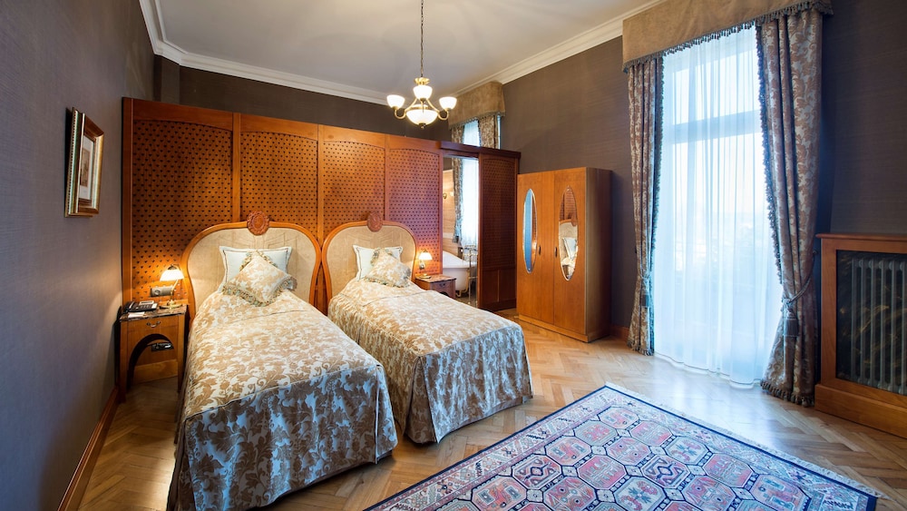Superior Suite, Multiple Beds, Terrace (Living Room), photo 6