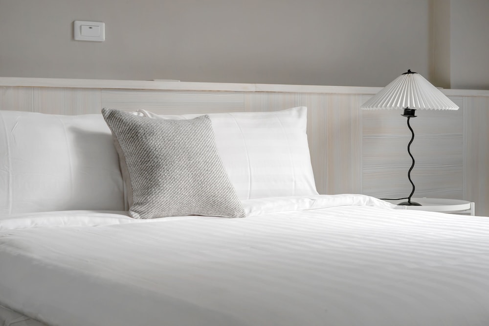 Deluxe Double Room - Photo 8