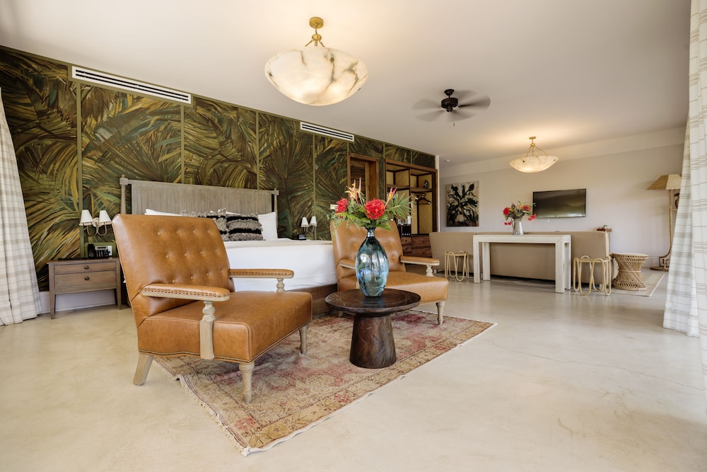 Beachfront Suite