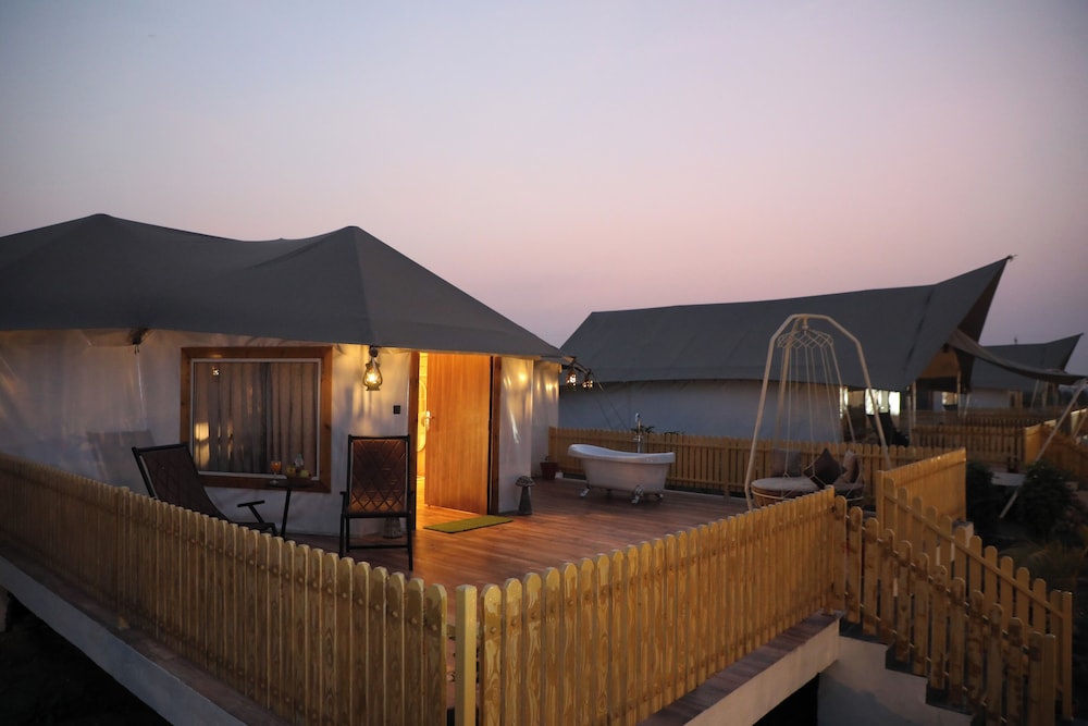 Yadu'S Suite Tent