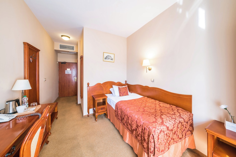Single Room photo 3