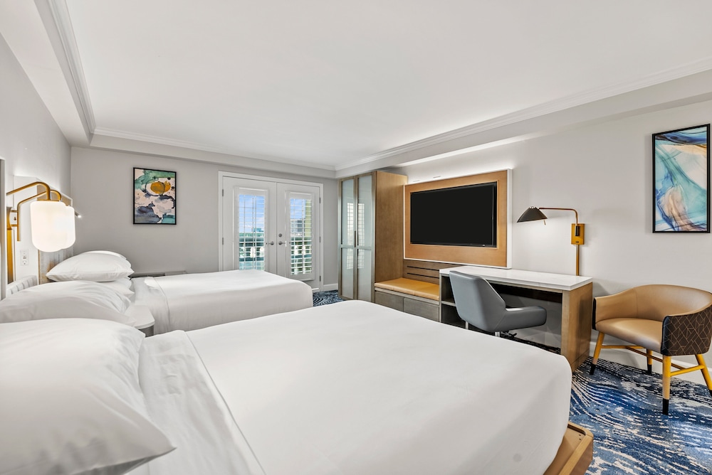 Standard Room, 2 Queen Beds, Accessible (Mobility, Accessible Tub)