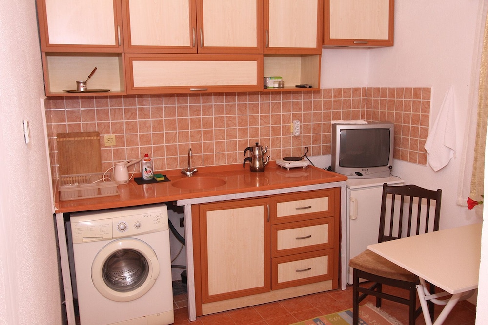 Apartment photo 3