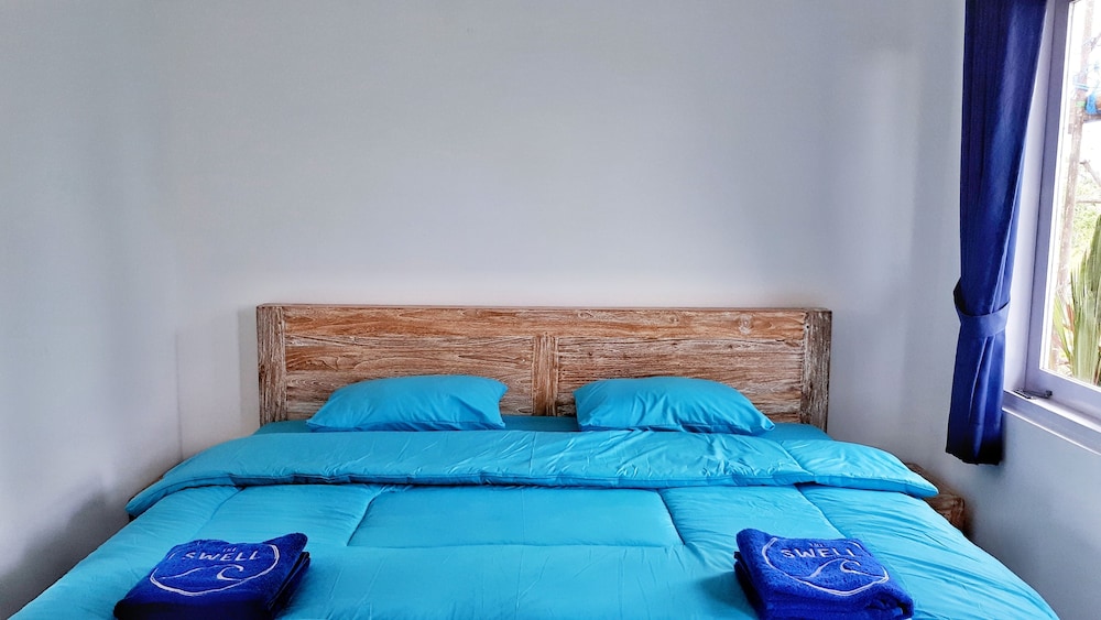 King Bed Room with Sea View - Photo 1