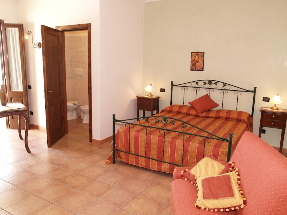 Triple Room photo 1