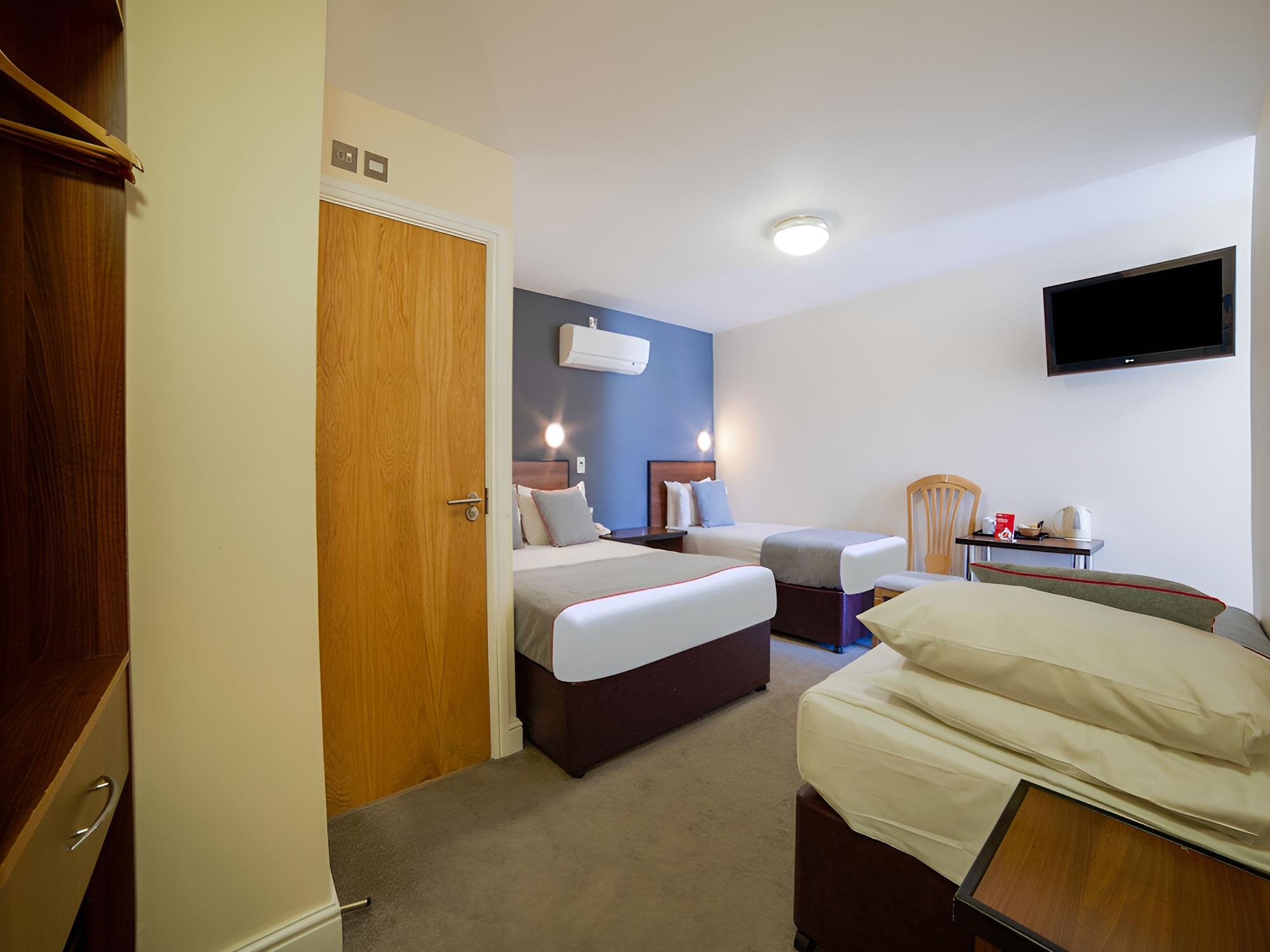 Deluxe Quadruple Room photo 2