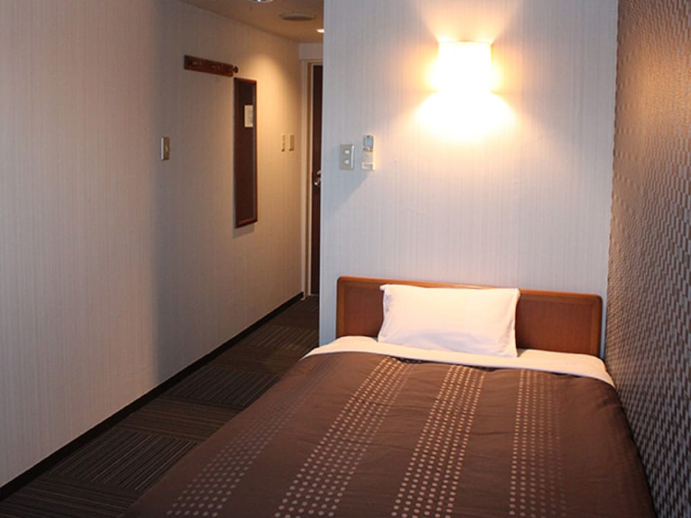 Single Room B, Smoking photo 3