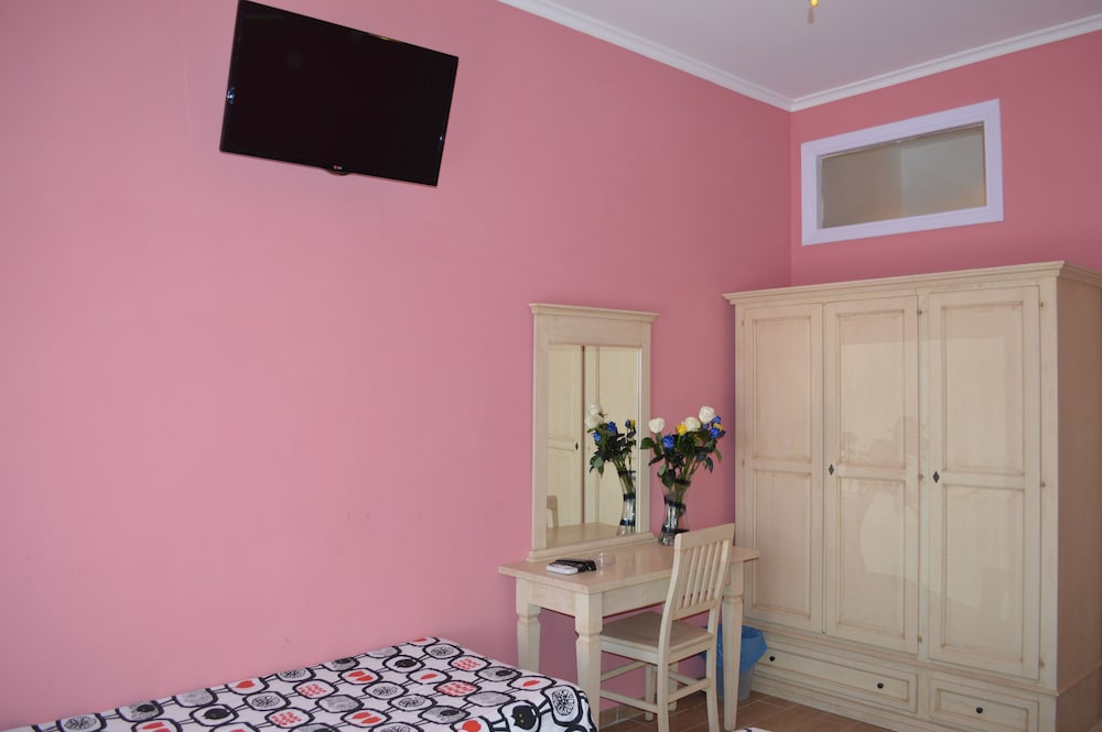 Comfort Triple Room, Multiple Beds, Non Smoking, Partial Sea View photo 3
