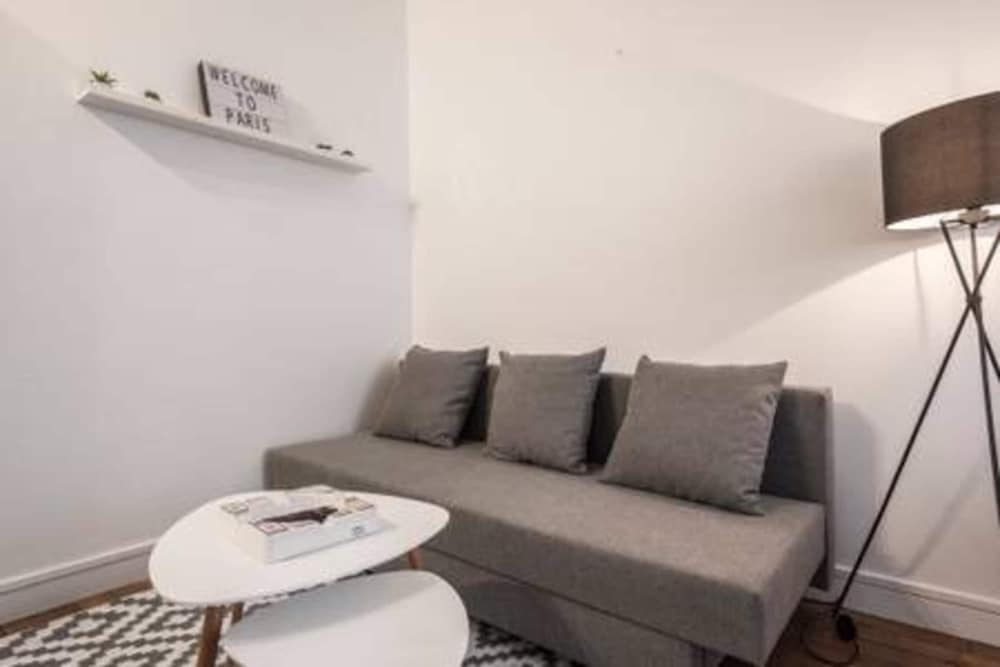 Apartment photo 1