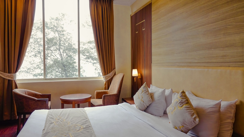 Premium Room - Photo 7