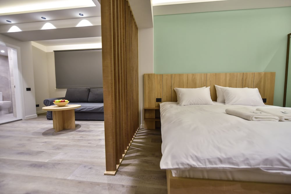 Deluxe Suite photo 3