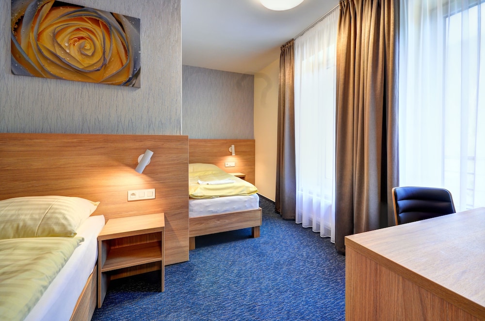 Superior Quadruple Room photo 2
