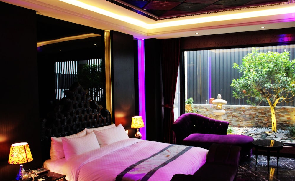 Romantic Double Room, 1 King Bed, Non Smoking photo 2